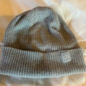 GAP kids Gray Ribbed Beanie